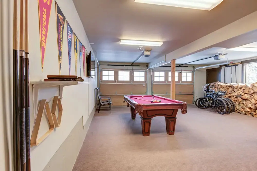 Poplar Lane #26 by Village Properties at Sunriver