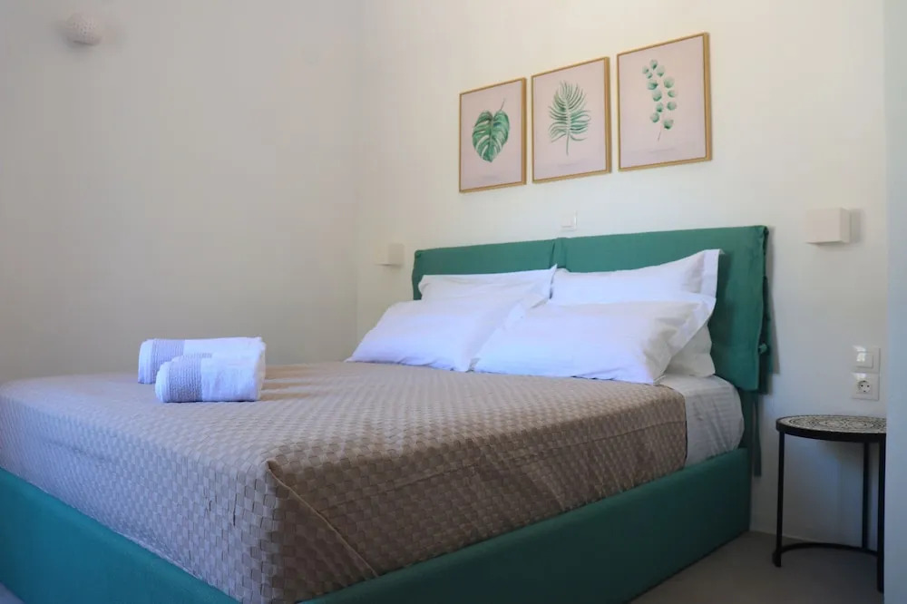 Stunning 1-bed Apartment in Karterádos