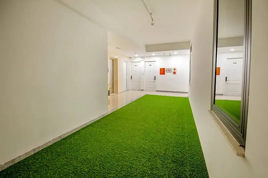 Suji Hotel