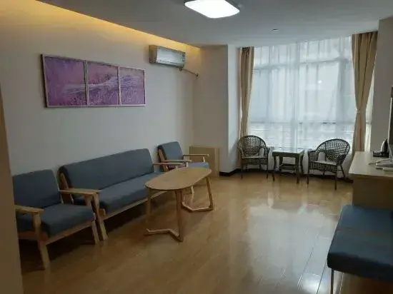 7 Days Premium Hotel (Shijiazhuang Luquan Shangzhuang)