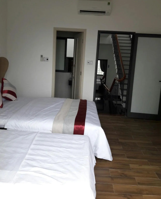 Sandy Hotel & Apartment