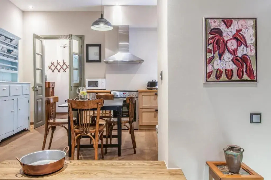 Chora Traditional 4 Bedroom House in Samos - BLG 69214