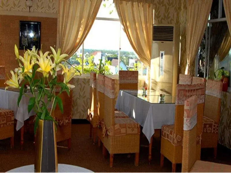 Le Dung Hotel