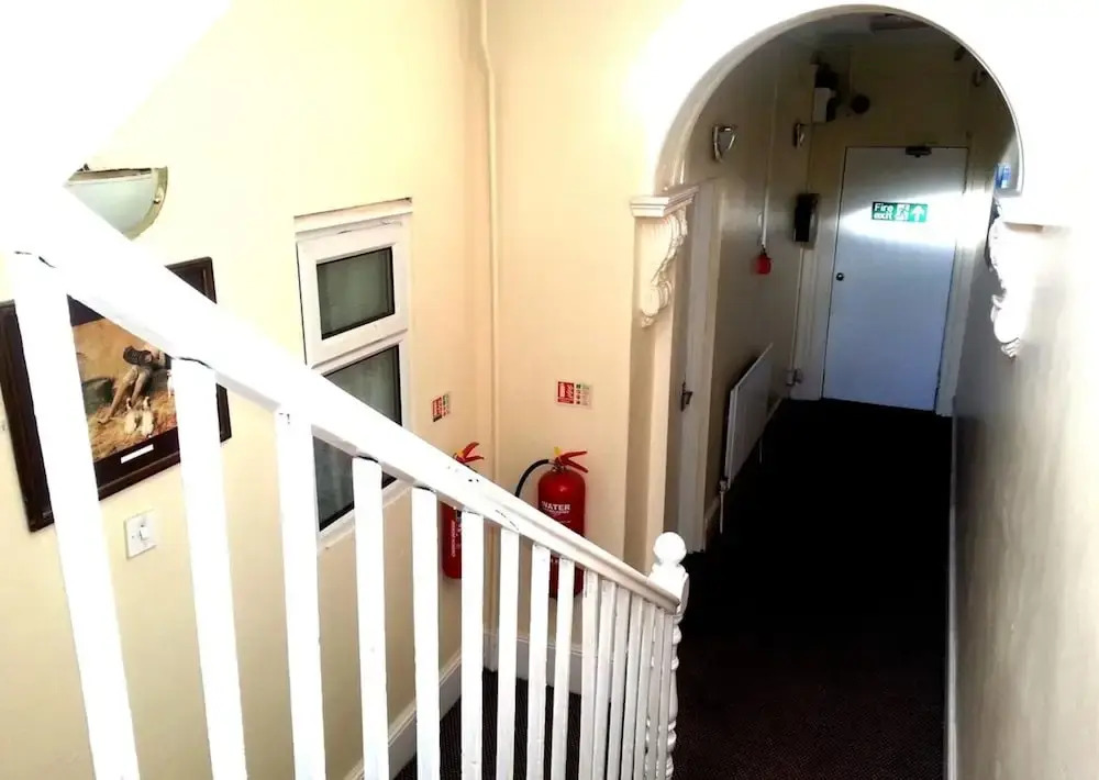 Goddis Hotel  Guest House