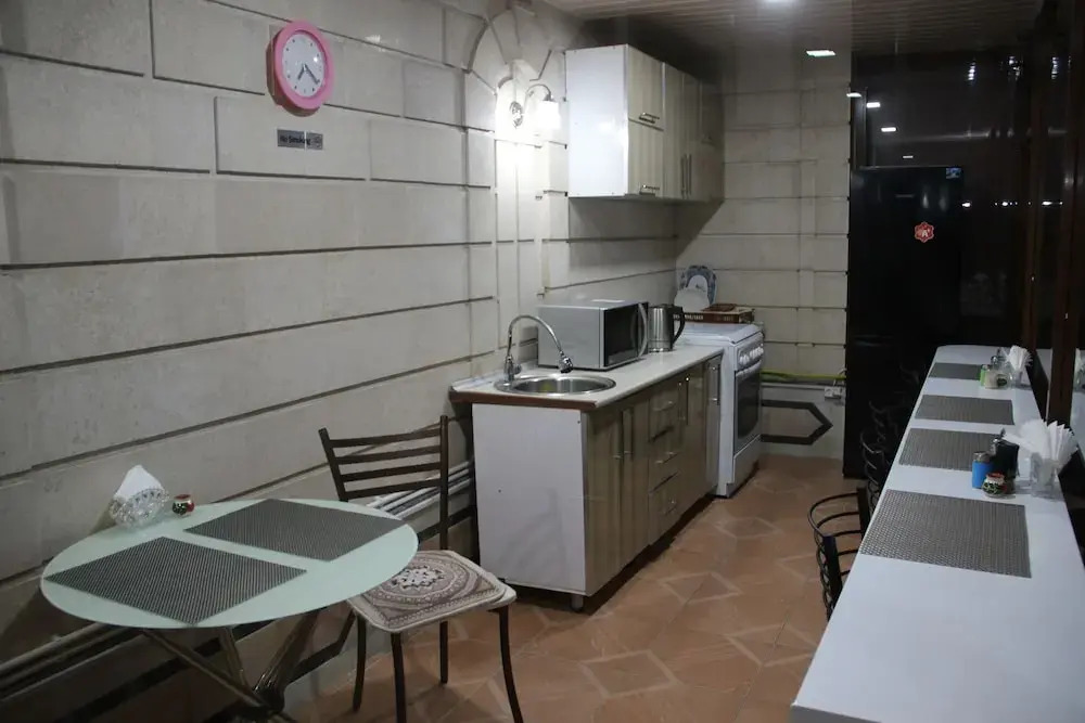 Chinara Guest House