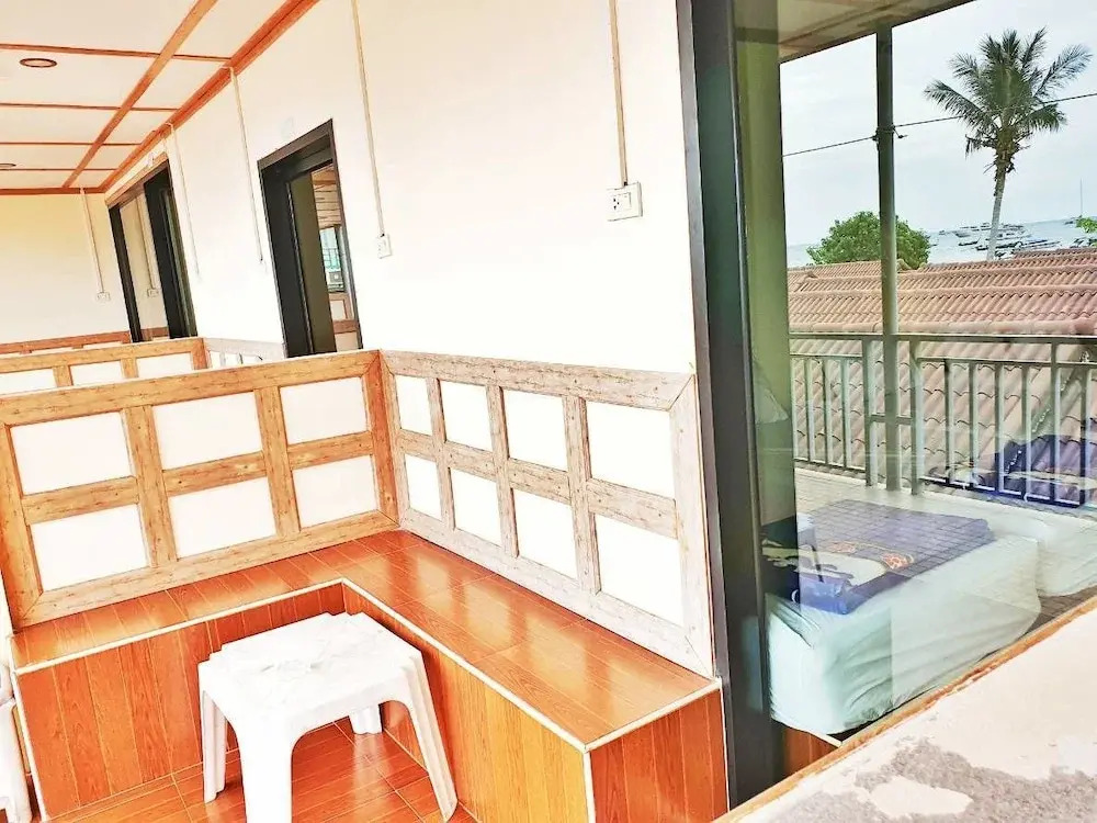 Phi Phi Sand Sea View Resort