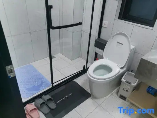 Zhenye Lumingyuan Homestay