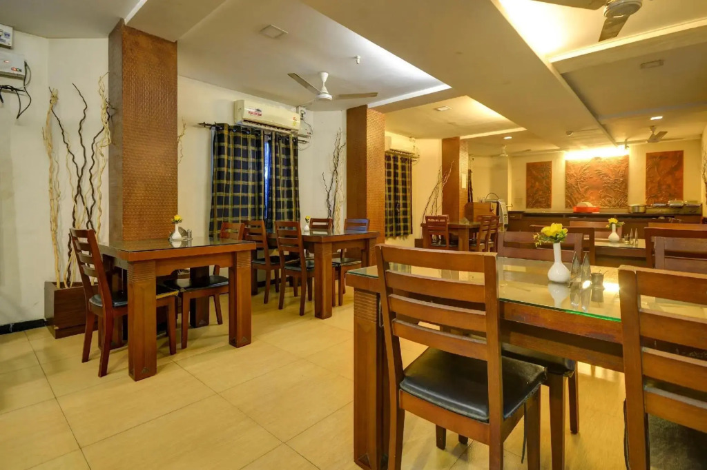 Hotel Vishnu Priya