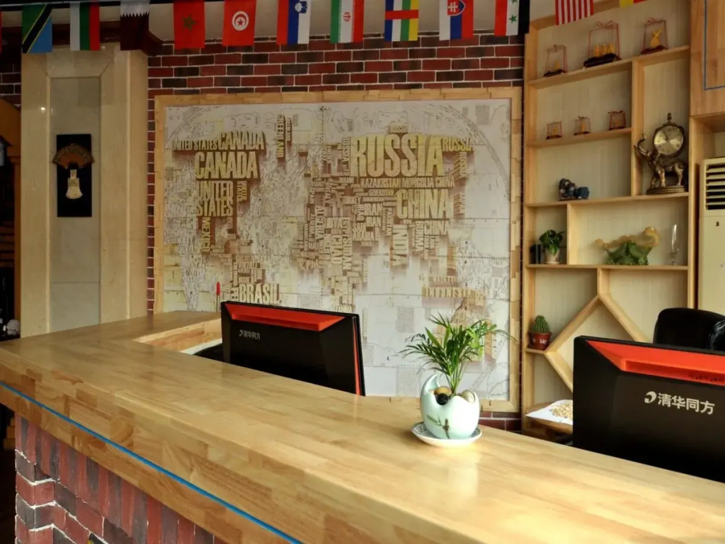 Qingdao Free Exercise Youth Hostel Zhanqiao Railway Station Branch