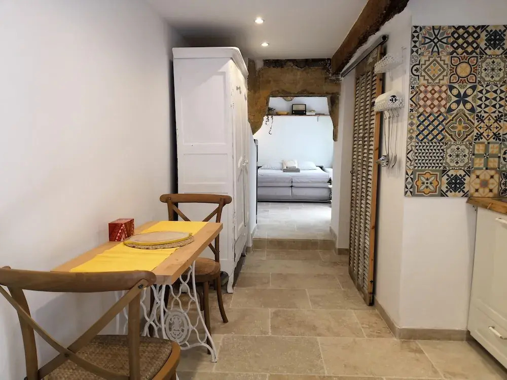 Studio coquet & terrasse