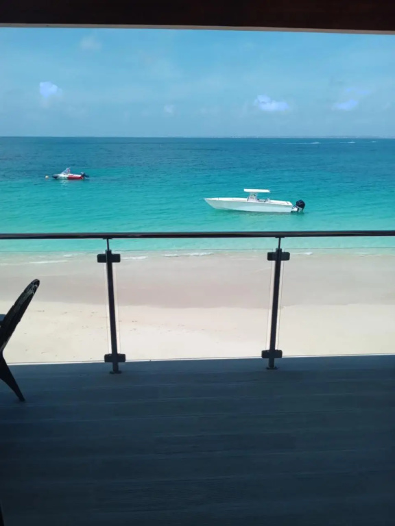 TIKI Studio with water front terrace at Grand Case
