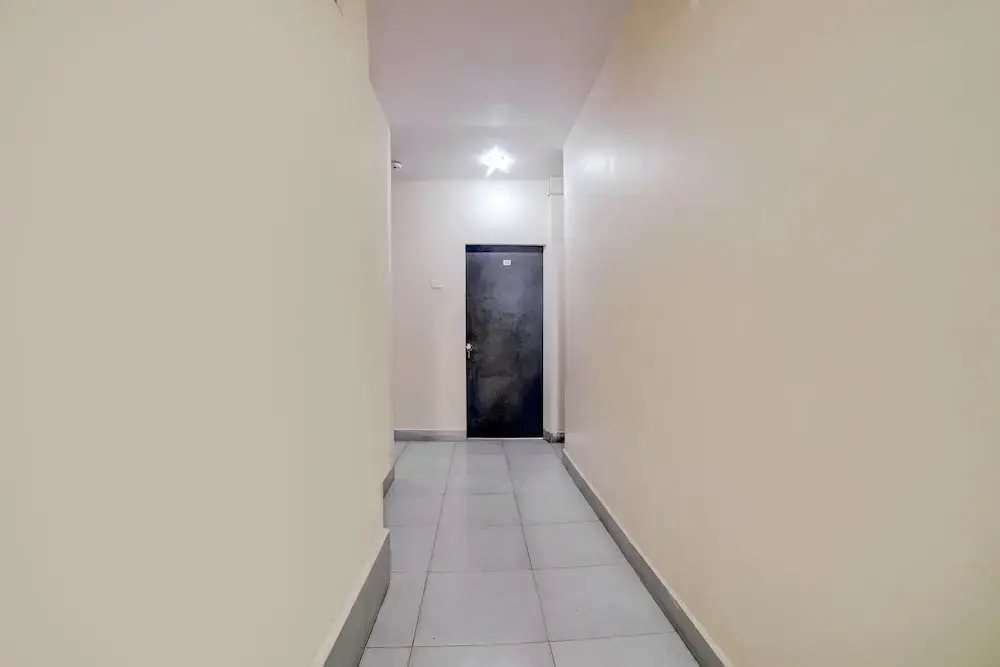 Oyo 23706 Super Deluxe Guest House