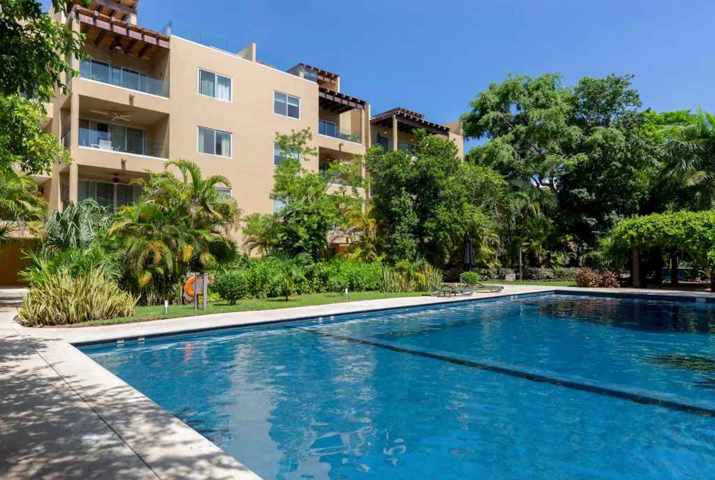 Stunning and Exclusive 3BR PentHouse in Playa del Carmen with Private Pool and Terrace