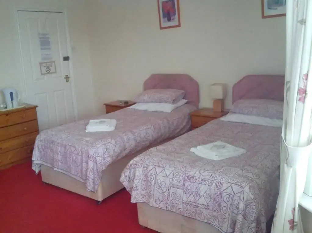 Cedar Lodge Hotel
