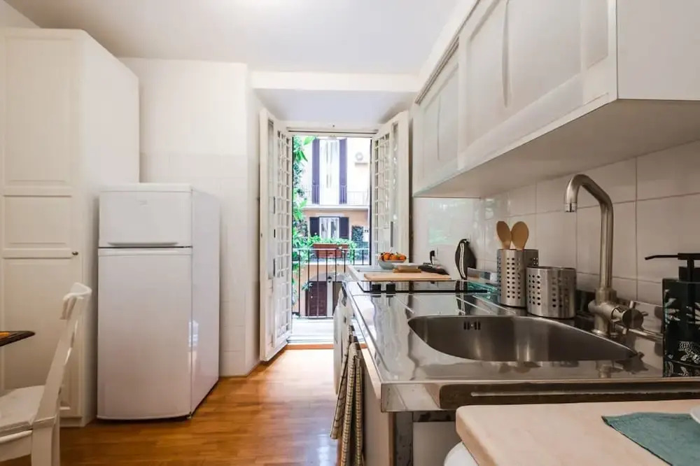 Modern Flat in Historic Rome Center