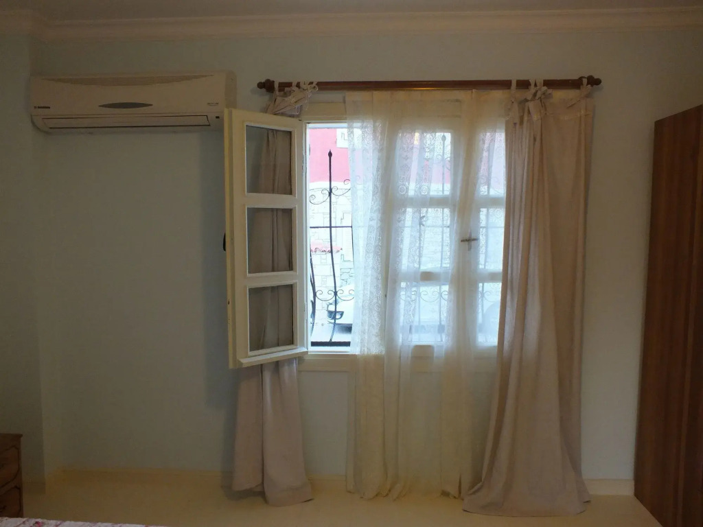 Nobela Hotel