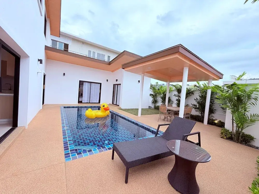 Goldena Residence Pool Villas