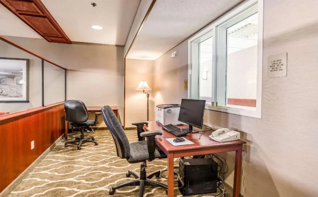 Comfort Inn & Suites Rapid City South - Mt Rushmore Gateway
