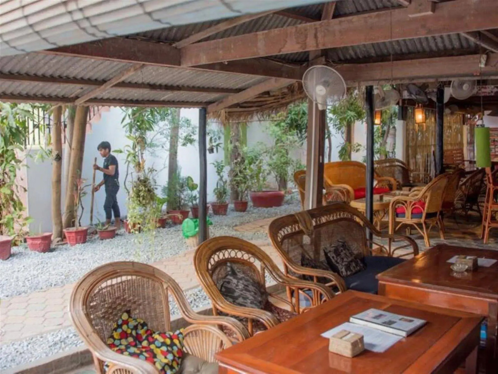 Five Rose Siem Reap Hostel