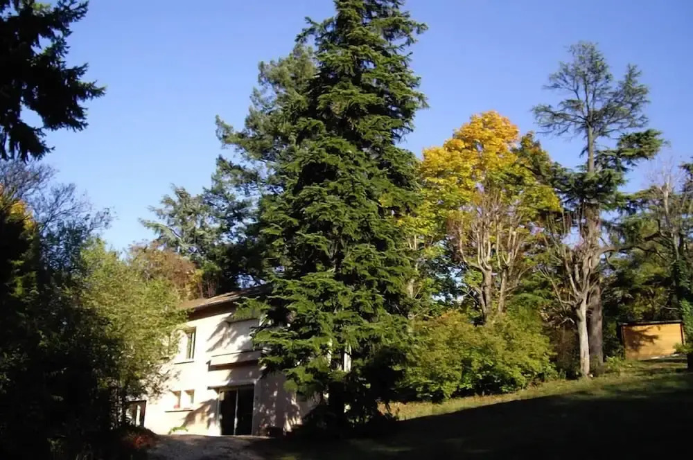 Parc de Biodiversité Le Castel - Maison dhôtes & Table Bio
