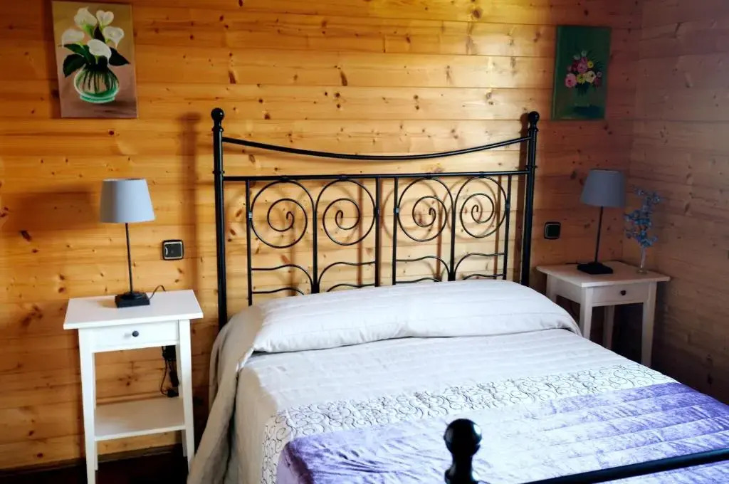House With 3 Bedrooms in Albuerne, With Enclosed Garden - 6 km From th