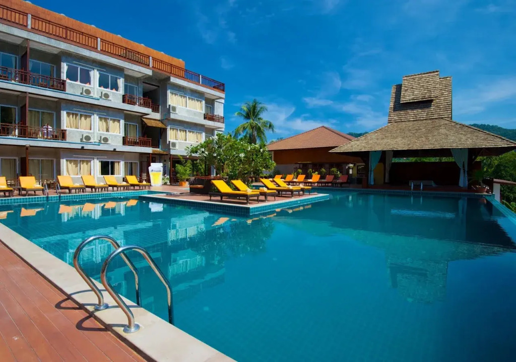 Bans Diving Resort