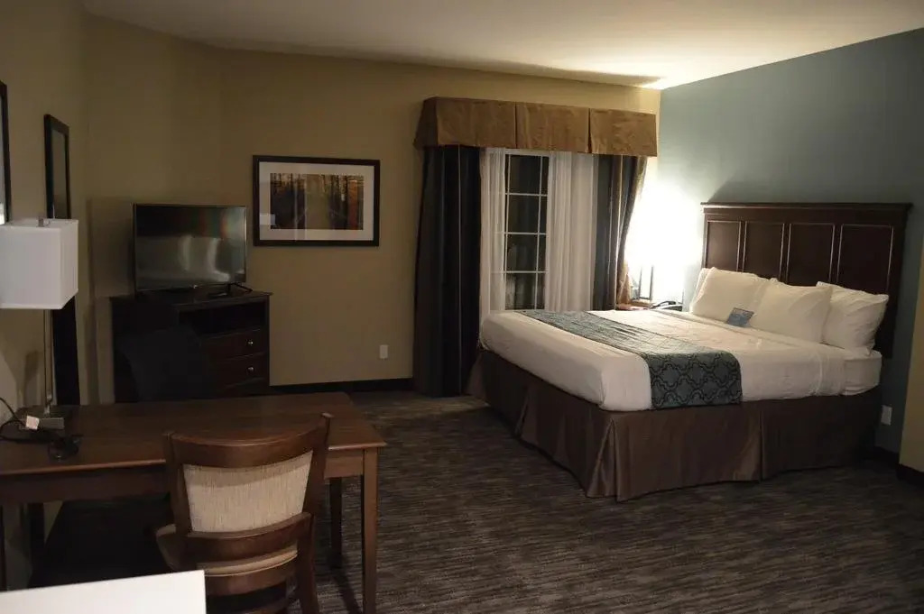 Heritage Place Hotel and Suites