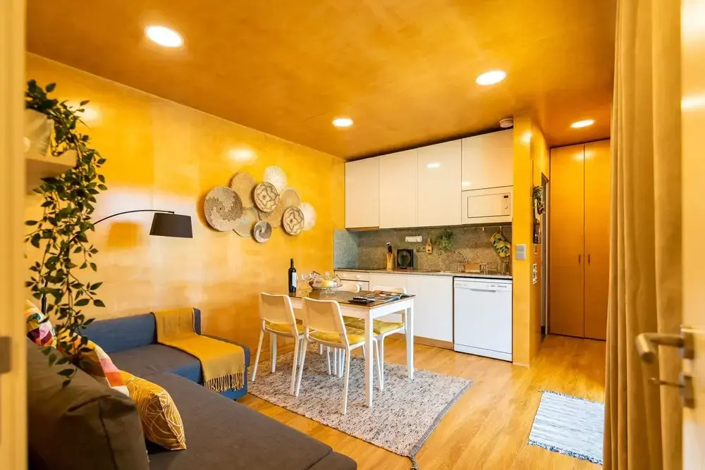 Captivating 1-bed House