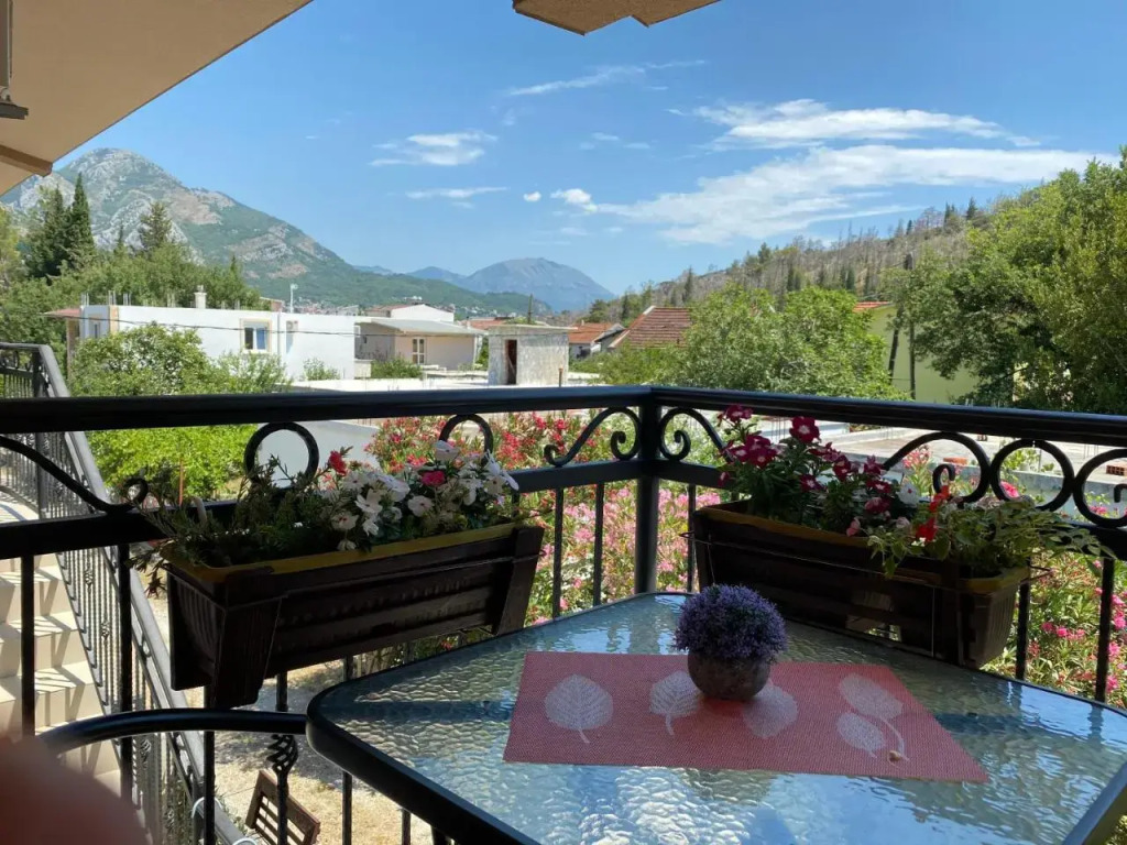 Apartments Blago Sutomore