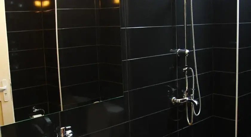 Sofia Suite