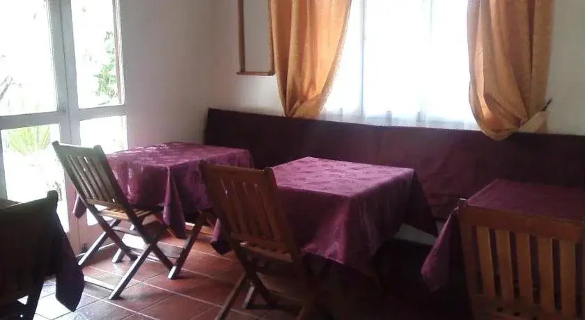 Los Tangueros