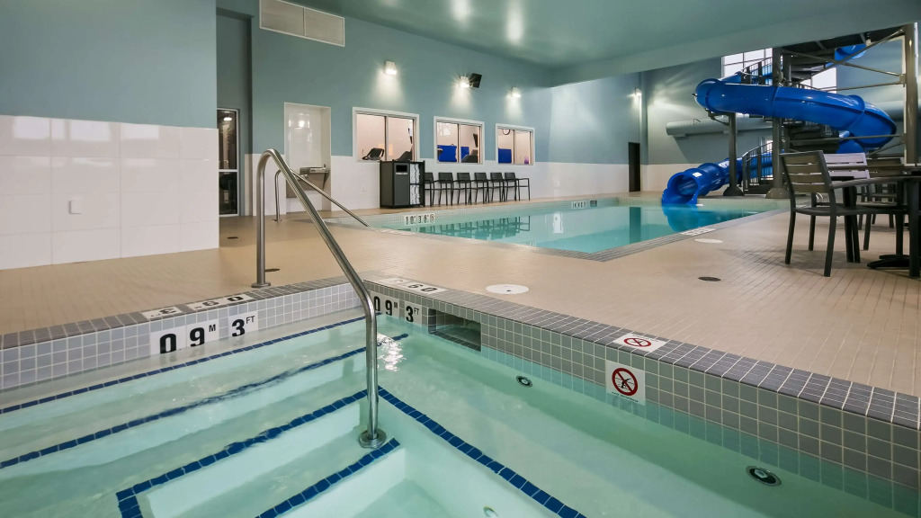 Best Western Plus Lacombe Inn and Suites