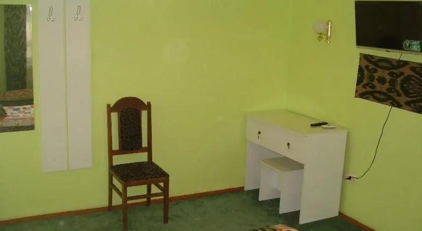 B&B Zafarbek