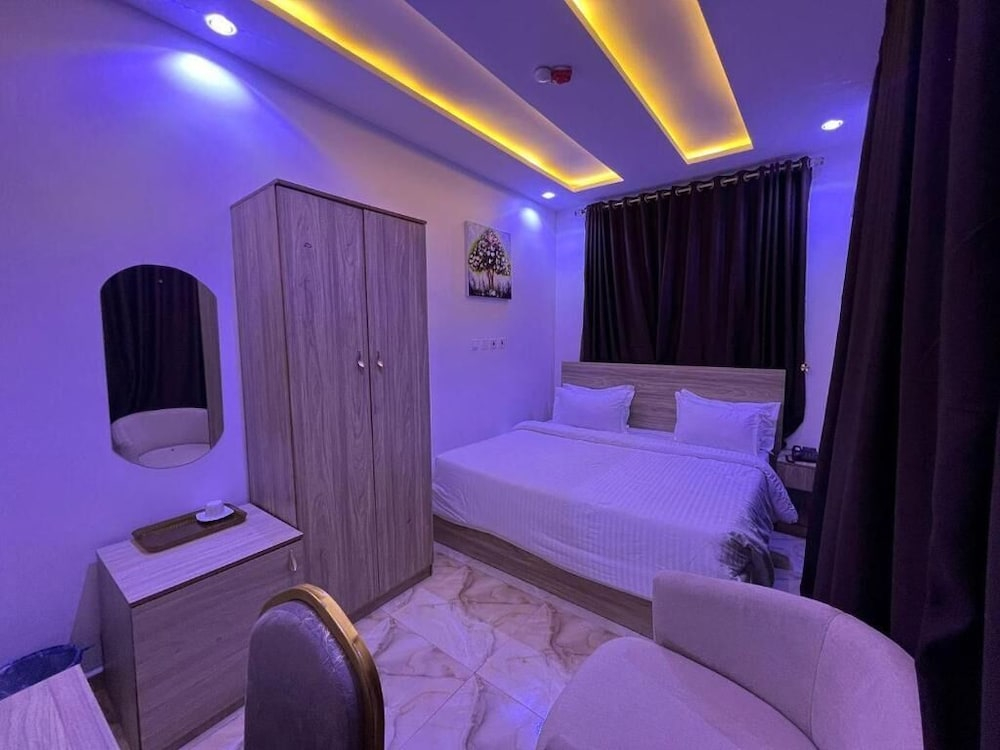 Grand Lynks Apartment