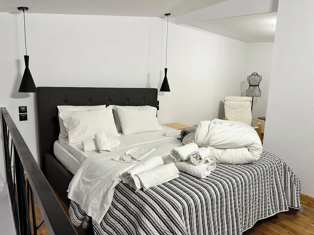 GGK Apartments