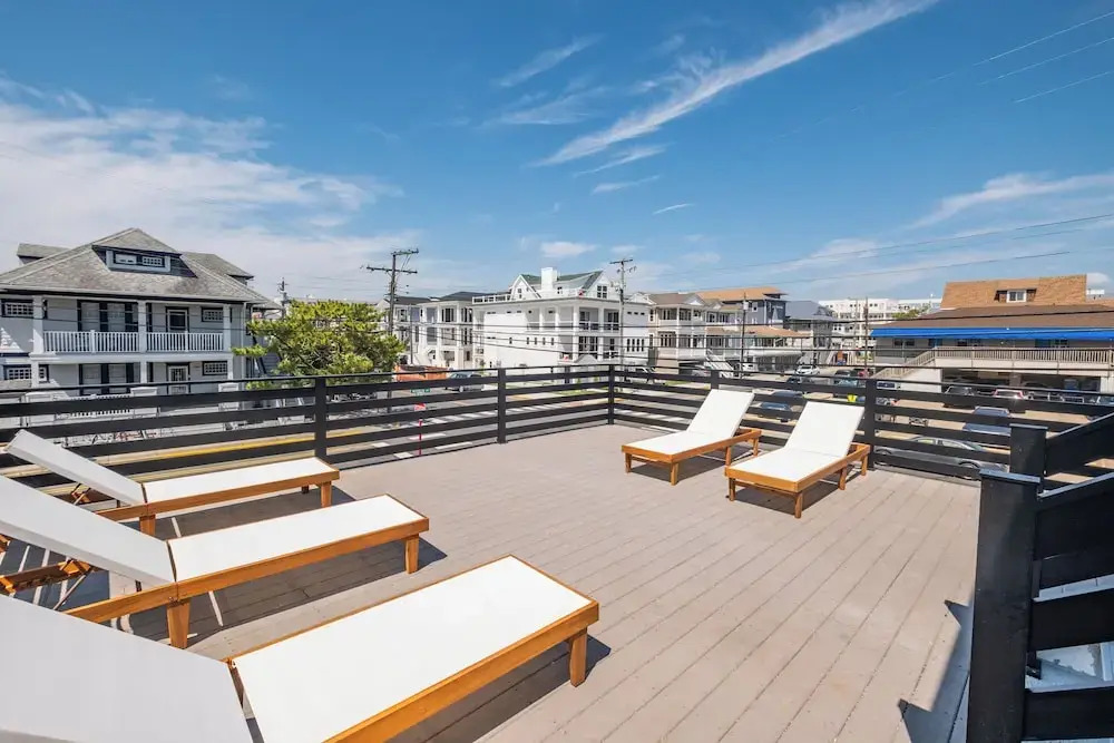 The Surf Club