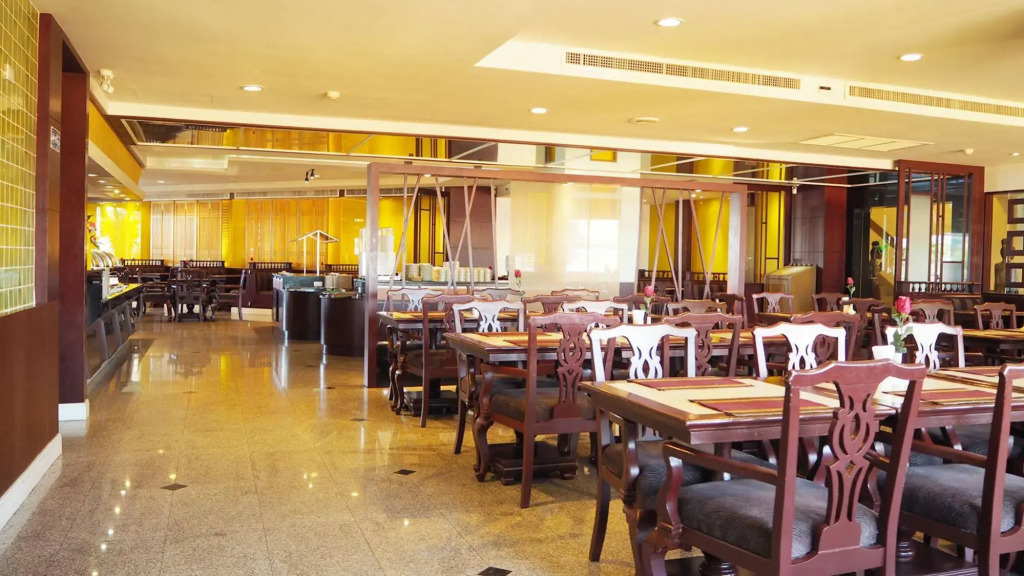 City Beach Resort