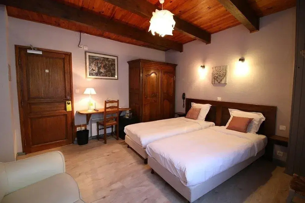 Logis Hôtel-restaurant La Mère Biquette