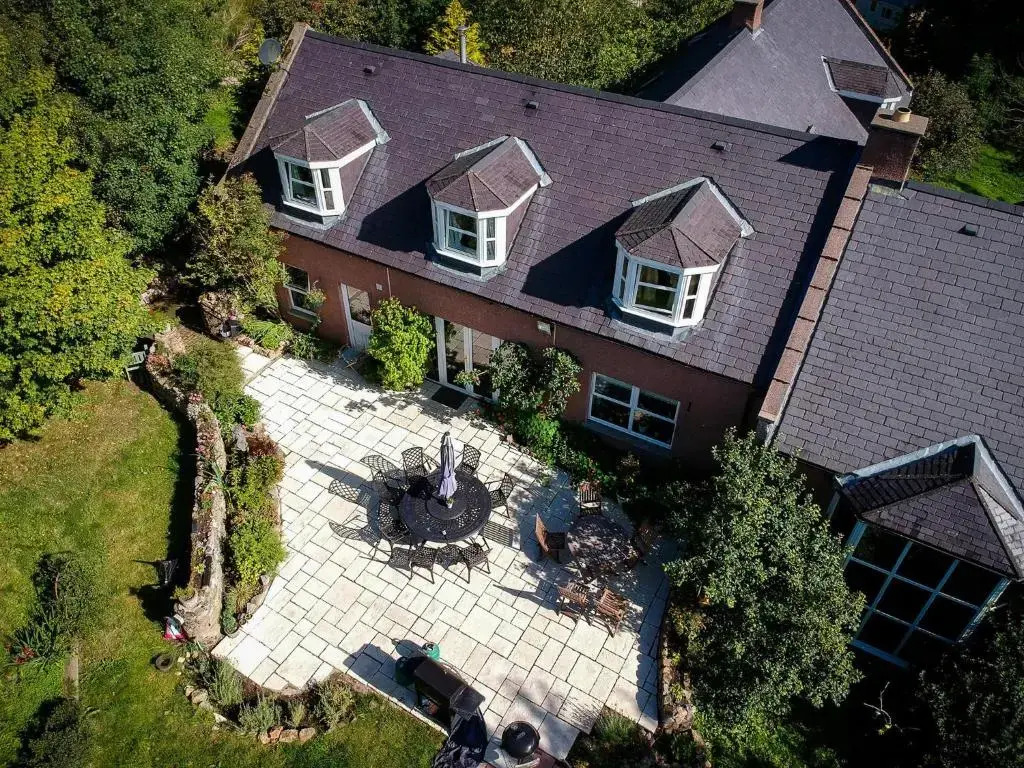 Innis House