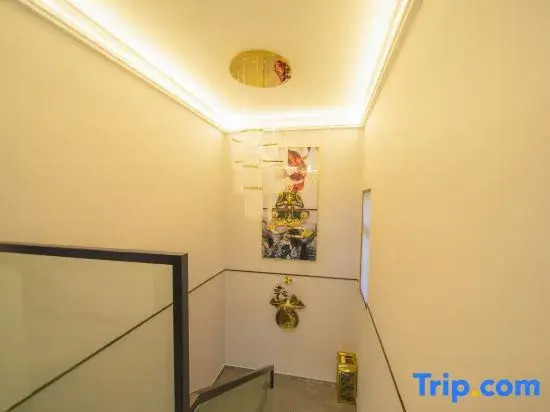 Wuyuan Mantu Homestay (High-speed Railway Station)