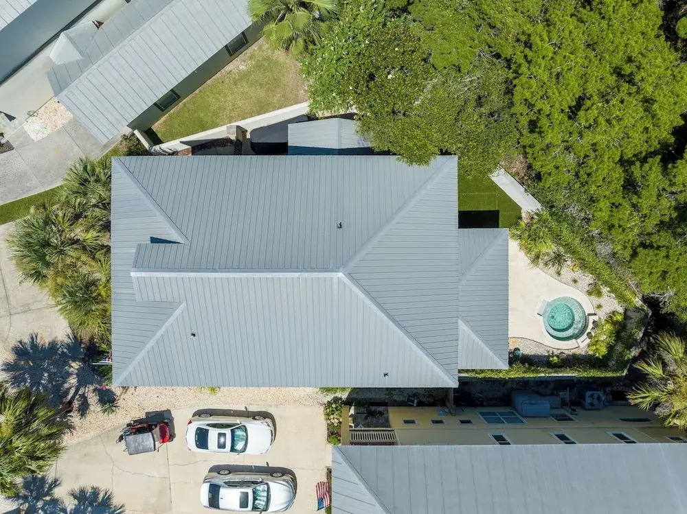 West PCB Upscale Home w/ Splash Pool, Close to Beach, 3BR+Bunkroom, Golf Cart