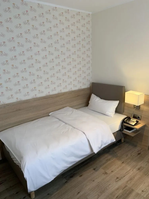 Wolfsburg Fallersleben Hotel by Belvilla