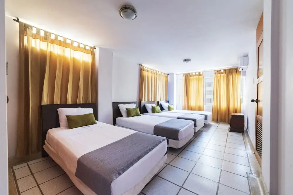 Hotel Sorrento Beach