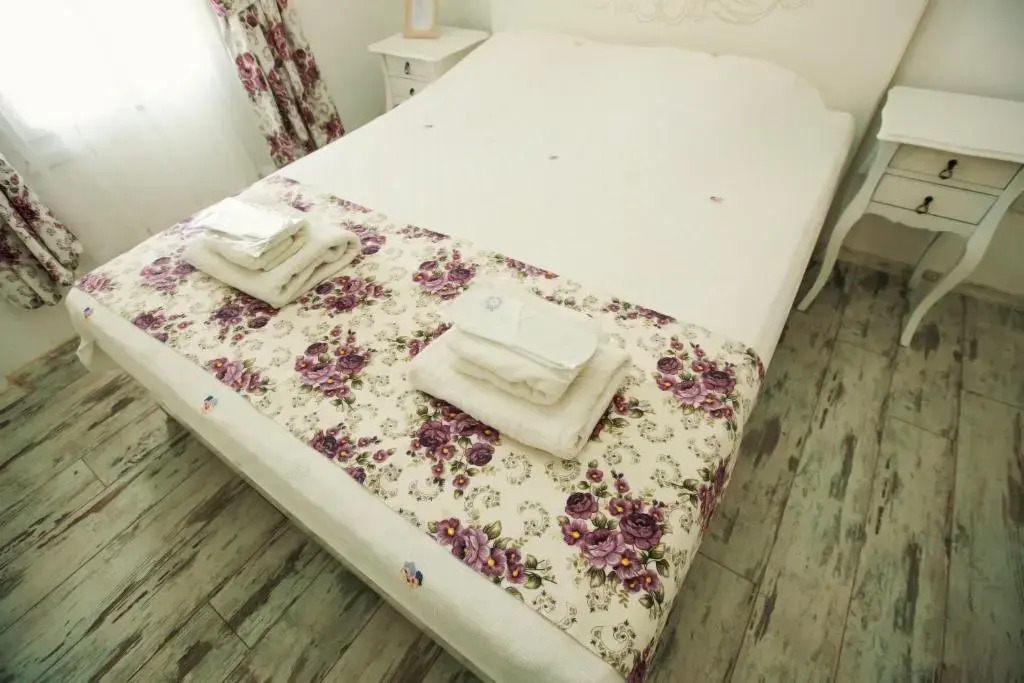 Aisem By Hire Alacati