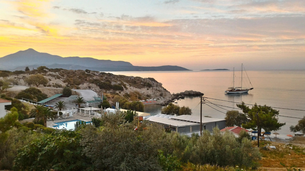 Hotel Glicorisa Beach