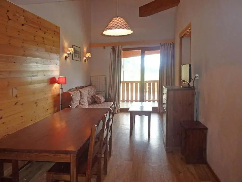 Appartement Les Orres, 3 pièces, 8 personnes - FR-1-322-241