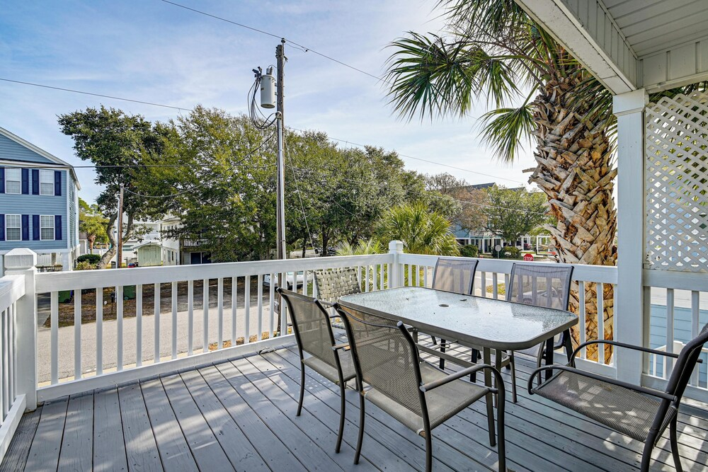 Walk to Ocean: Surfside Beach Gem w/ Private Pool