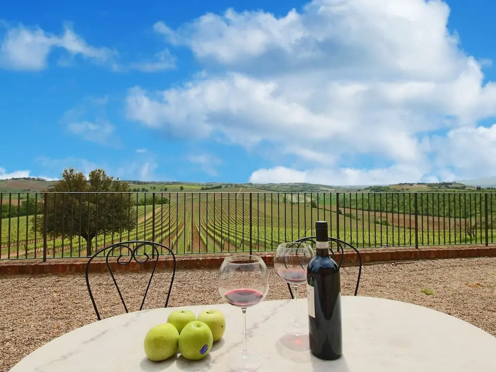 Luxurious Farmhouse in Montepulciano with Swimming Pool