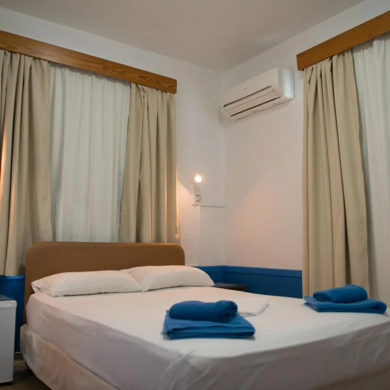 Le Village Hotel