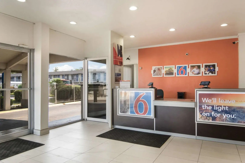 Motel 6-Fort Worth, TX - Seminary